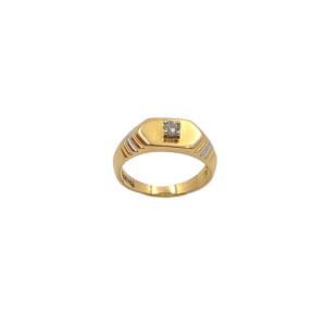 Vogueish Charm Diamond Gents Ring