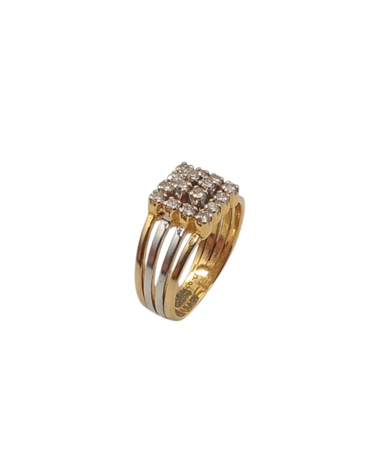 Lustrous Cluster Diamond Gents Ring