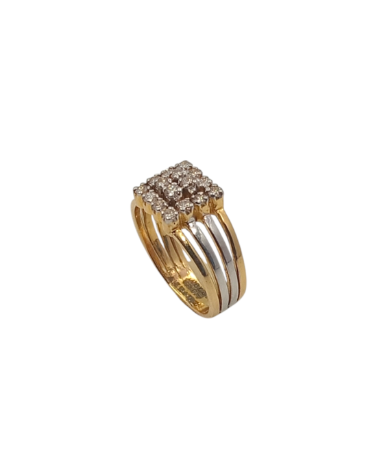 Lustrous Cluster Diamond Gents Ring