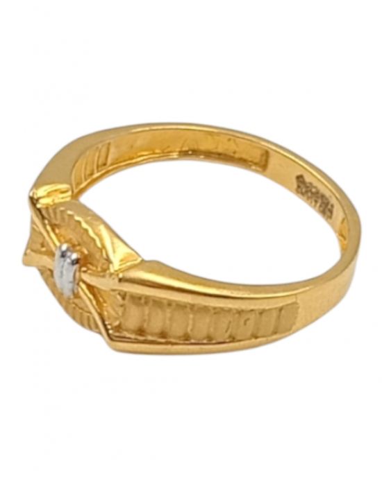 Bold Knot Gold Gents Ring