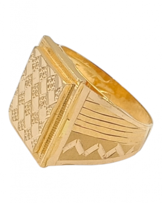 Luminate Gold Gents Ring