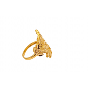 Elegant Leafy Gold Ring