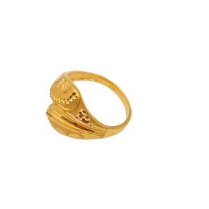 Engraved Pattern Gold Ring