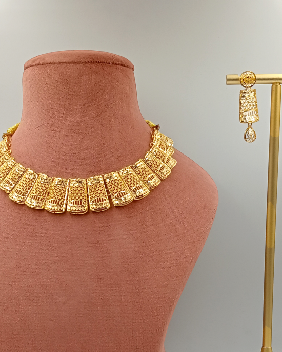 Turkish Sparkling Neck set