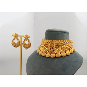 Royal Gold Neck Set