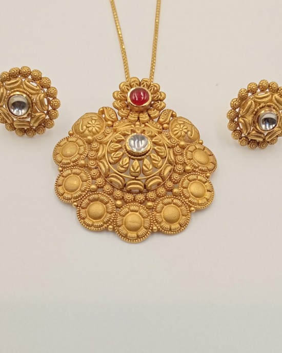 Polki Kundan Pendant Set