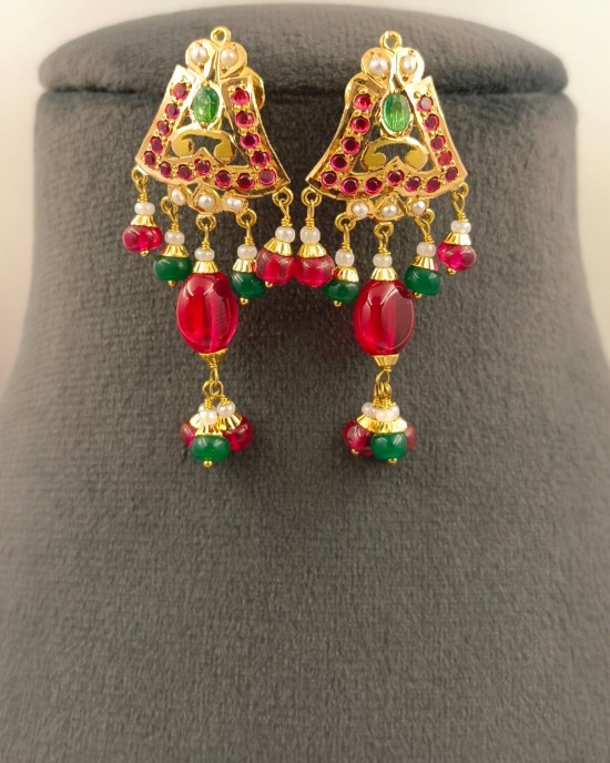 Graceful Gold Neck Set Jadau 