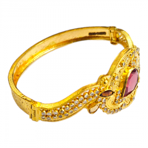 Royal Gold Bracelet With Red Stone